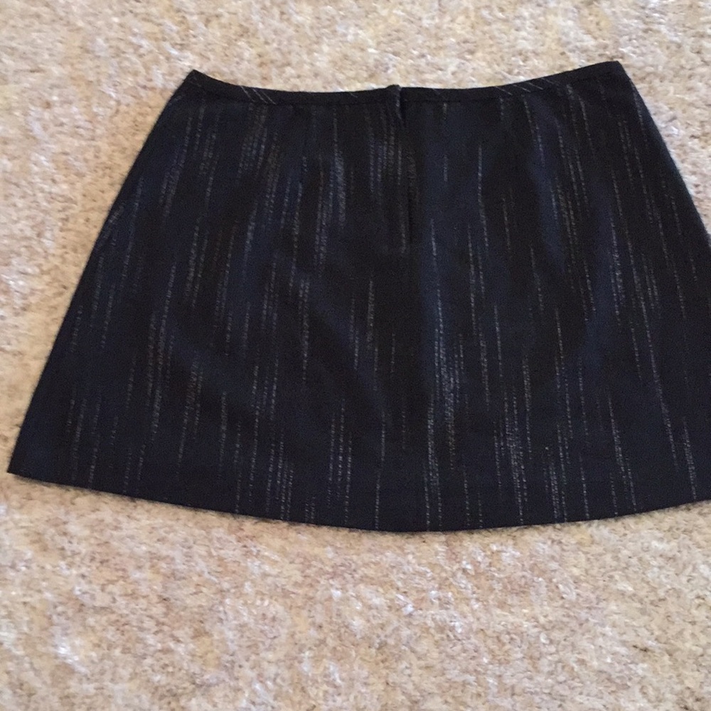 Black skirt - Picture 2 of 2
